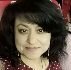 Meet your Posher, Lorena